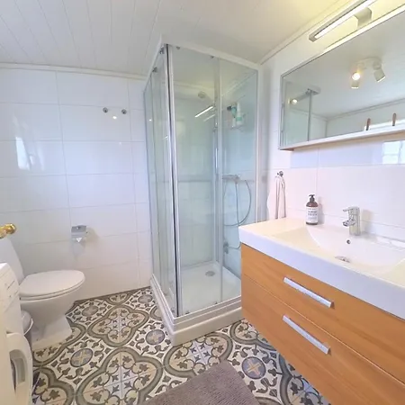 2 Bedroom In Island Paradise * 산네스쇠엔